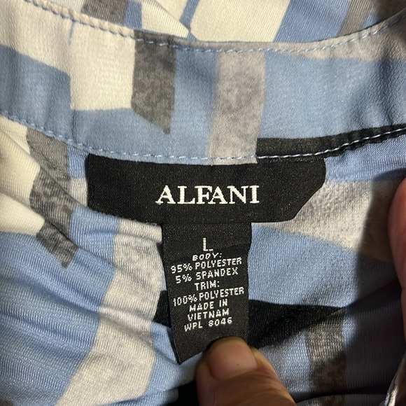 ALFANI women’s 3/4 Flared Sleeve 1/2 Button Front Sz L - Picture 8 of 8